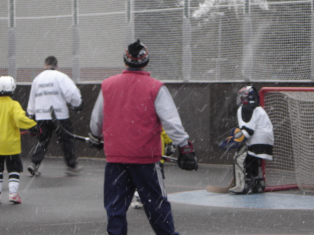 hokejbal novorocni utkani2008 016.jpg
